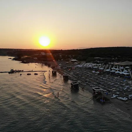 酒店 Lilium Rooms *