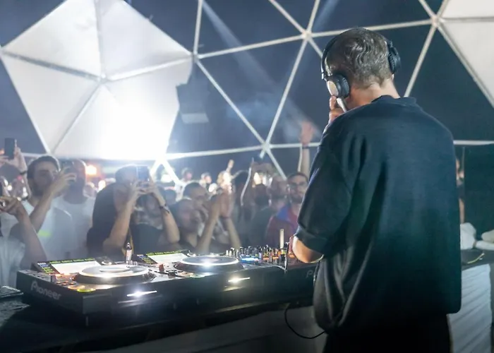 Lilium Rooms Çeşme