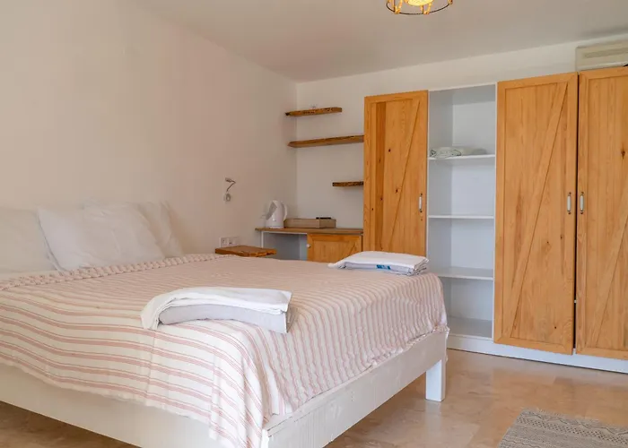 酒店 Lilium Rooms Çeşme